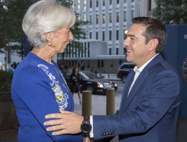 «Φροντιστήριο» Γ. Χουλιαράκη σε Αλ. Τσίπρα πριν το «τετ-α-τετ» με την Κρ. Λαγκαρντ